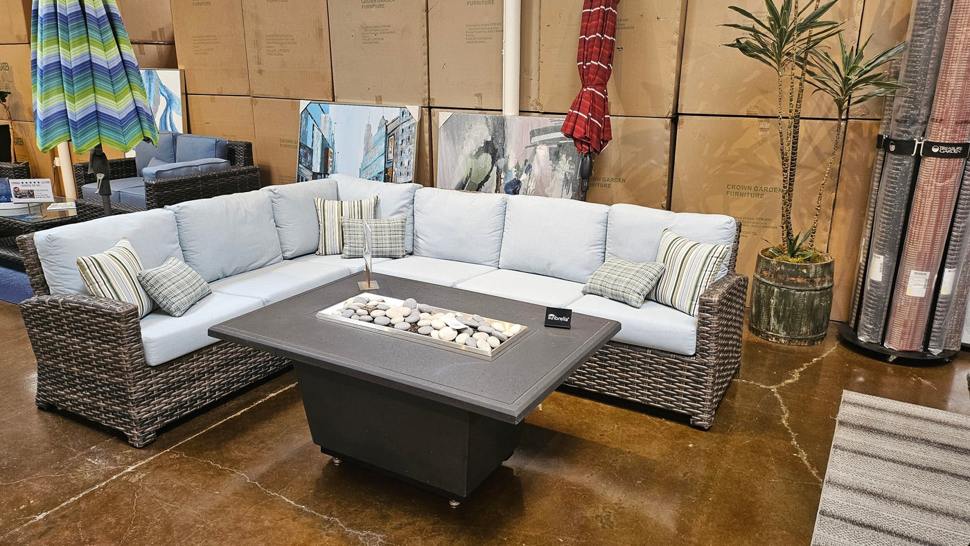 SAVE 45% - Lakeside 4 Pce Sectional - SOLD!!