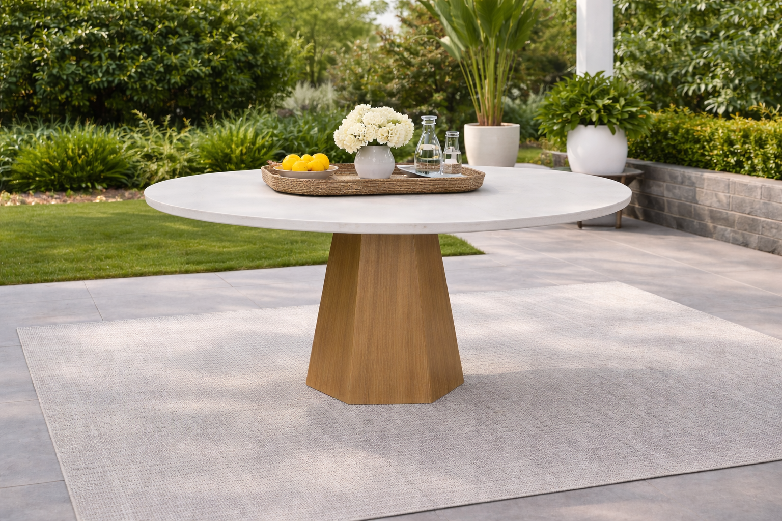 Nicoya 72" Round Table