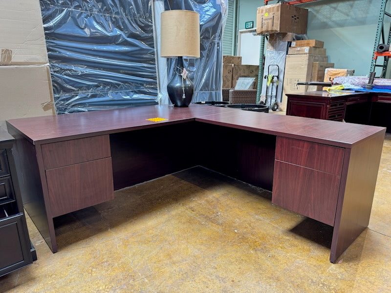 Executive L-Shaped Desk - BLOWOUT