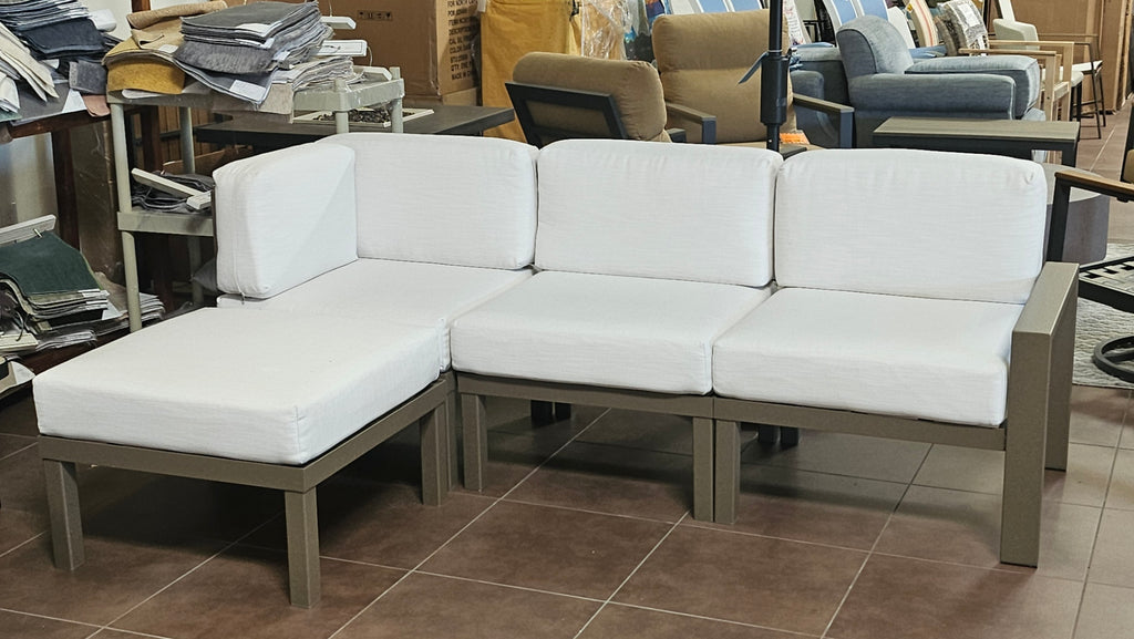 Larsen 4 Pce Sectional - 75% OFF