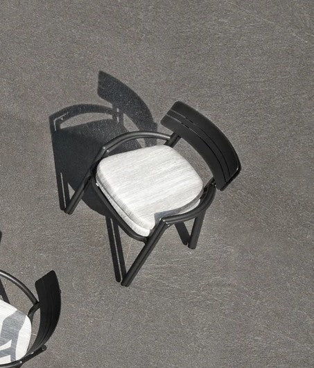 Vienna Dining Arm Chair - Outdoor Aluminum - - Greathouse