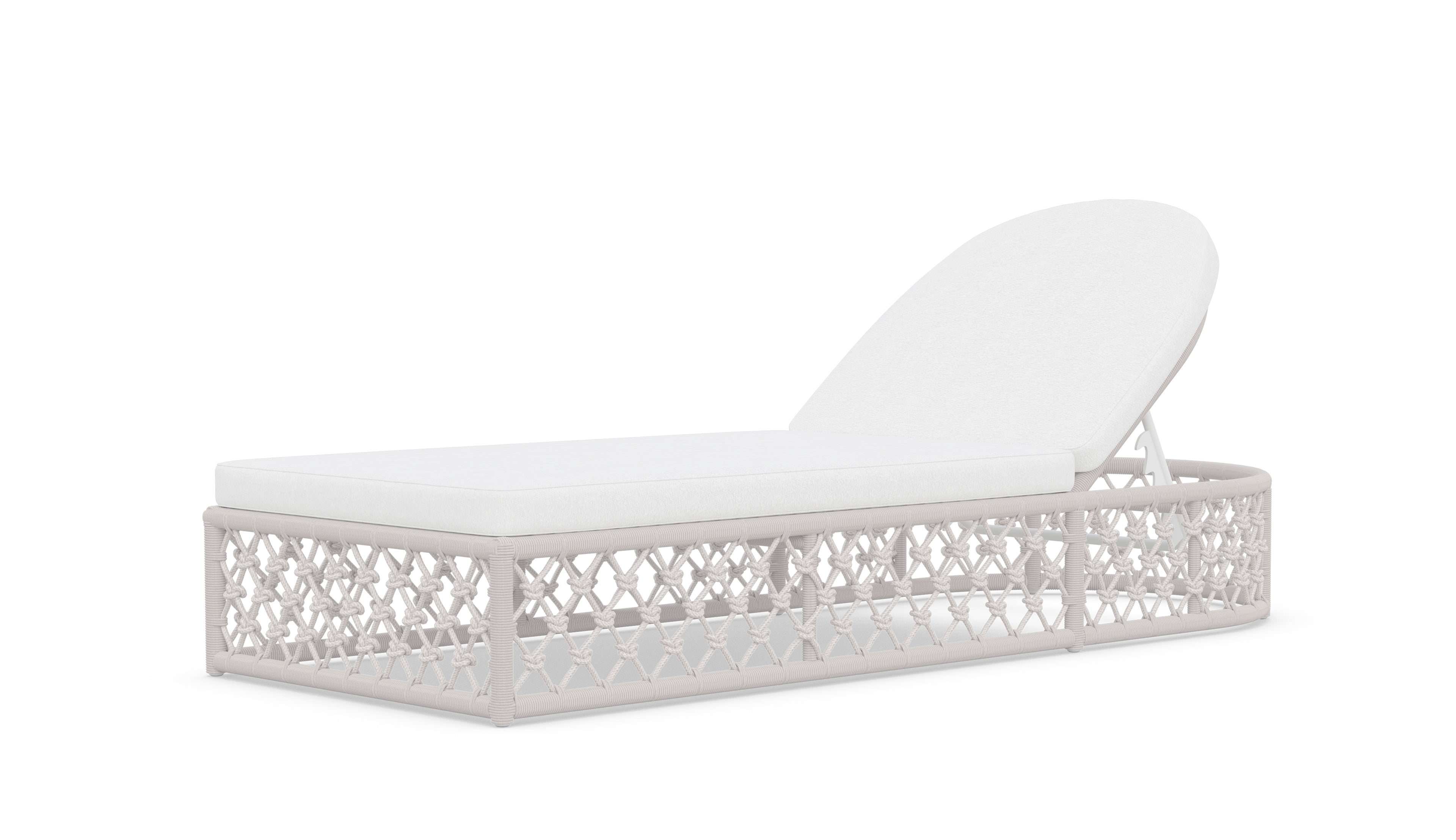 Amelia Chaise Lounge - Aluminum - - Greathouse