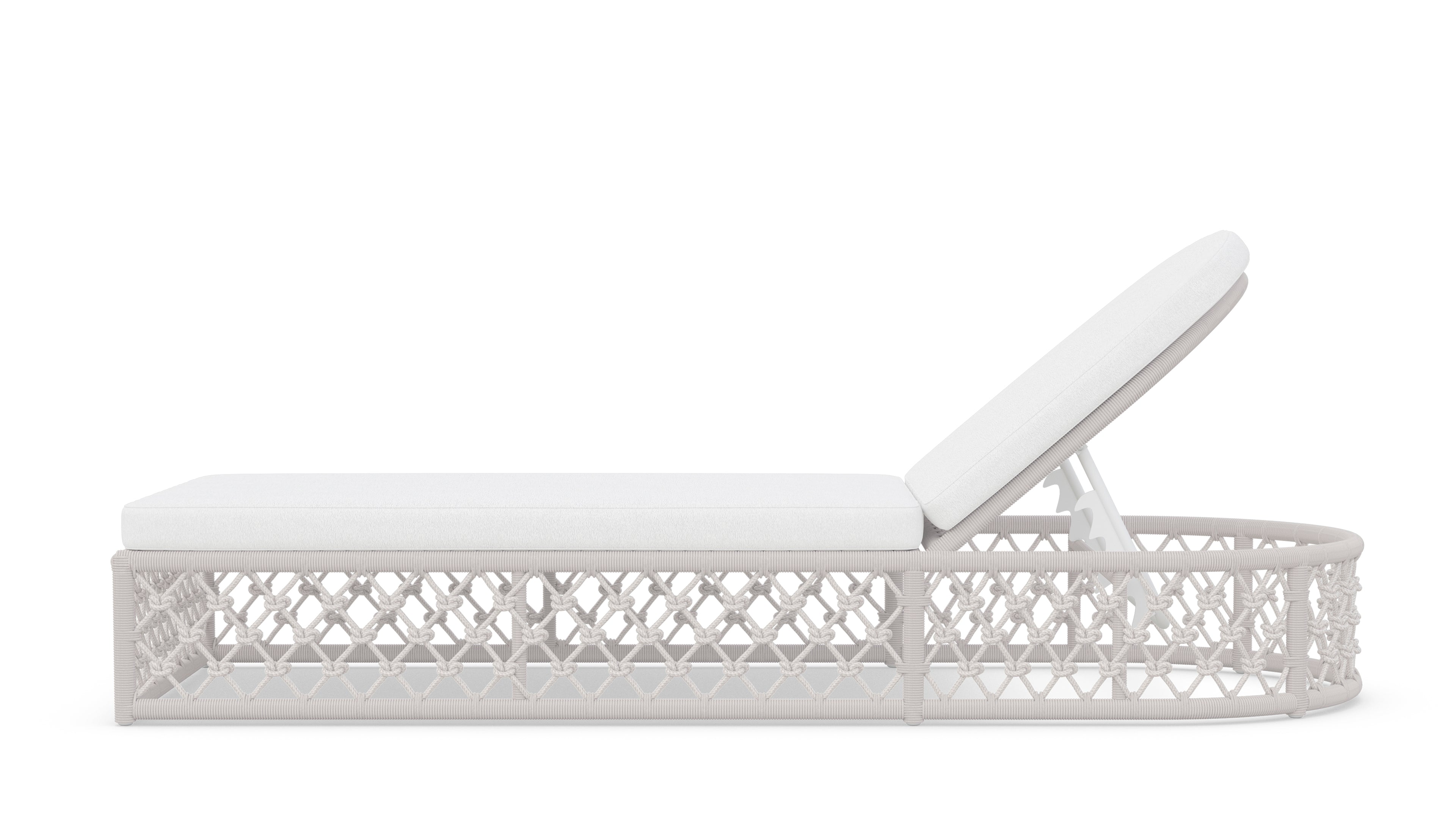 Amelia Chaise Lounge - Aluminum - - Greathouse