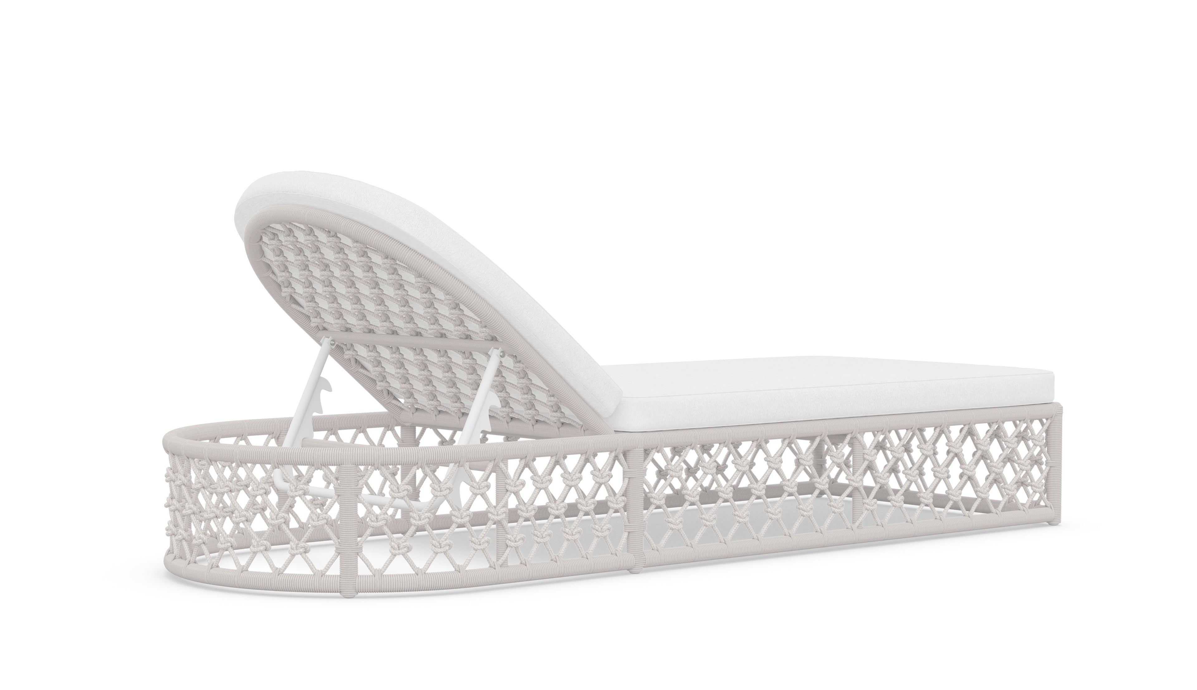 Amelia Chaise Lounge - Aluminum - - Greathouse