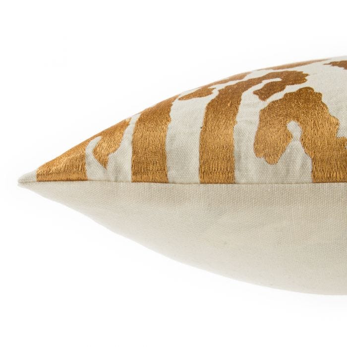 En Casa Glow - Throw Pillows - - Greathouse