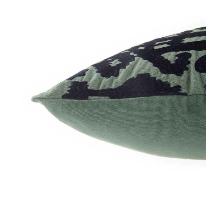 En Casa Trellis - Throw Pillows - - Greathouse